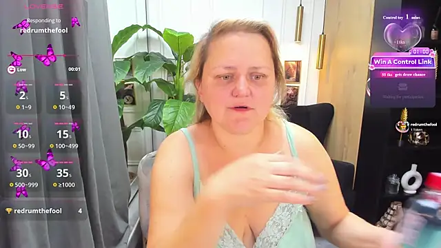 ScarlettSoft online show from June 29, 2026, 5:46 am