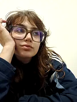 Blulilla69 online show from November 1, 2025, 5:48 pm