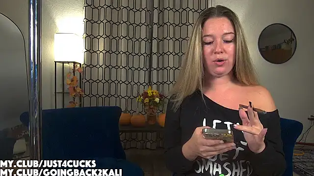 boomboomr00m online show from October 26, 2025, 2:06 am