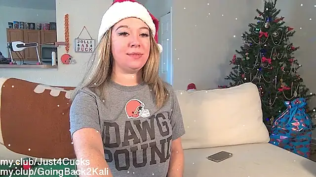 boomboomr00m online show from December 21, 2025, 6:59 pm