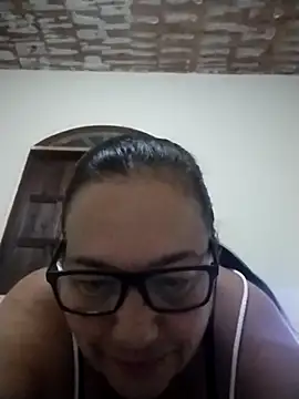 Snapshot of catdool chatting on February 11, 2025, 10:07 pm catdool online show from February 11, 2025, 10:07 pm