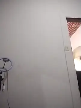 Snapshot of catdool chatting on March 11, 2025, 10:07 am catdool online show from March 11, 2025, 10:07 am