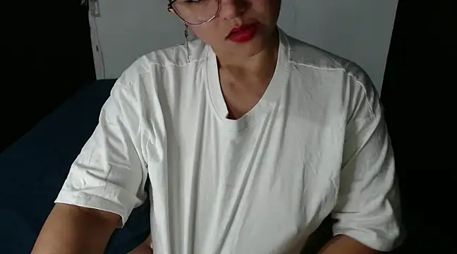 lizbodu online show from February 17, 2025, 9:19 pm