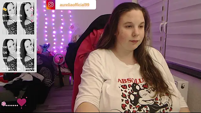 AureliaWinter online show from January 13, 2026, 8:36 pm