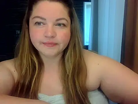 cute  cherry online show from May 23, 2026, 11:47 am