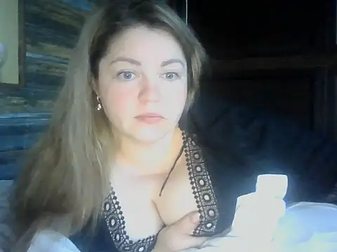 cute  cherry online show from June 22, 2026, 5:43 pm
