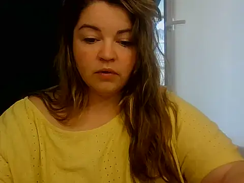 cute  cherry online show from July 21, 2026, 10:17 am