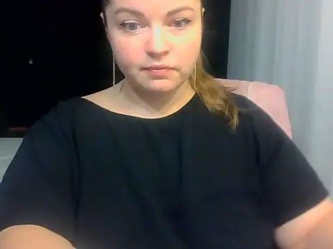 cute  cherry online show from July 31, 2026, 8:08 pm