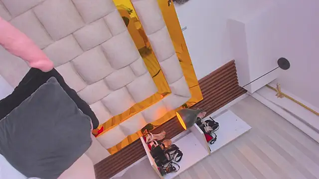 Snapshot of bigass_monic chatting on October 27, 2025, 3:21 am bigass monic online show from October 27, 2025, 3:21 am