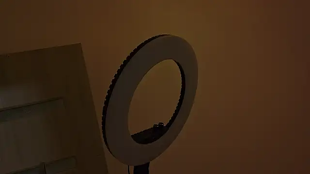 itsmekarina online show from March 30, 2026, 2:18 pm