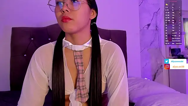 alysson 18 online show from March 23, 2026, 1:15 pm