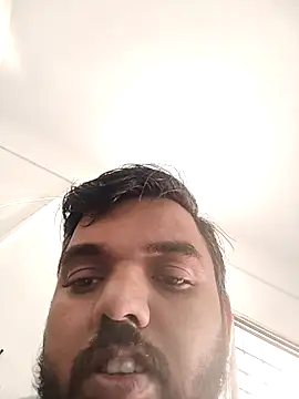 Snapshot of Salimbhaitr chatting on November 5, 2025, 4:34 am Salimbhaitr online show from November 5, 2025, 4:34 am