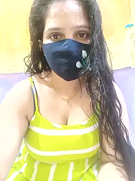 Rising Smiler online show from November 21, 2025, 9:08 am