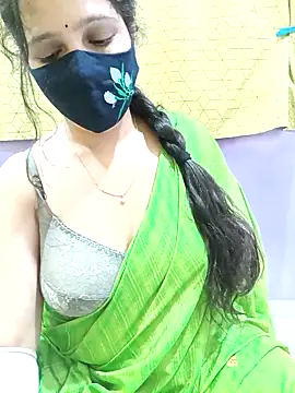 Rising Smiler online show from November 22, 2025, 8:52 pm