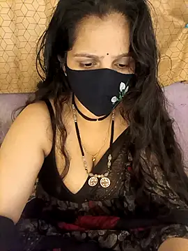 Rising Smiler online show from January 5, 2026, 6:00 pm