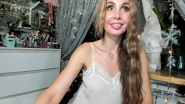 Aurora108 online show from December 9, 2024, 10:52 pm