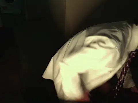 mierllanos online show from February 6, 2026, 4:21 pm