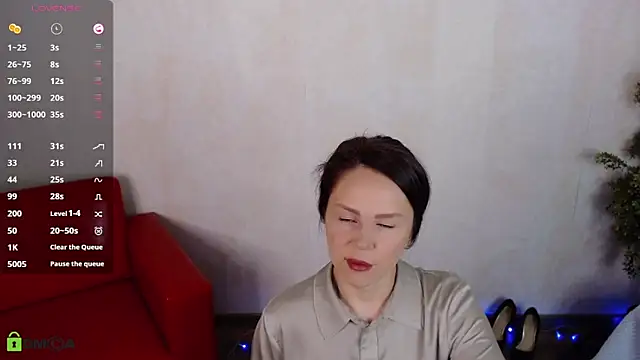 VickyGolden online show from January 19, 2026, 4:49 am