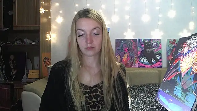 SecretSophia online show from December 14, 2024, 12:33 am