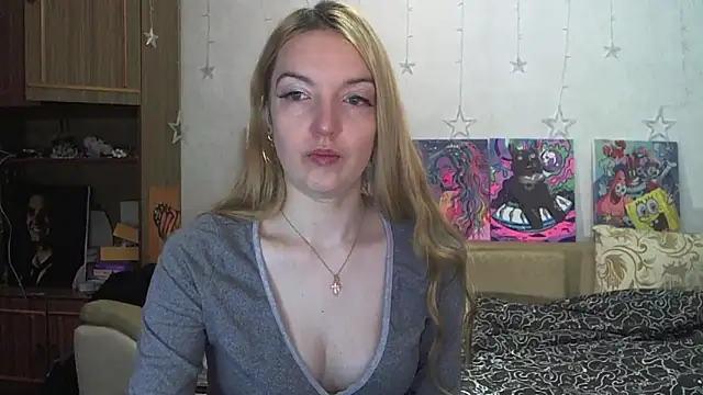 SecretSophia online show from December 19, 2024, 5:08 pm