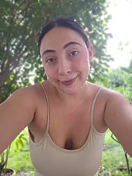 VickyHoult online show from March 29, 2026, 9:48 pm