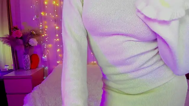 Snapshot of Danielle_Thomas chatting on March 13, 2025, 1:50 pm Danielle Thomas online show from March 13, 2025, 1:50 pm