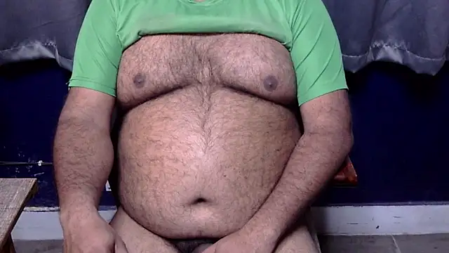 hairysubcub 70 online show from February 4, 2026, 3:45 am