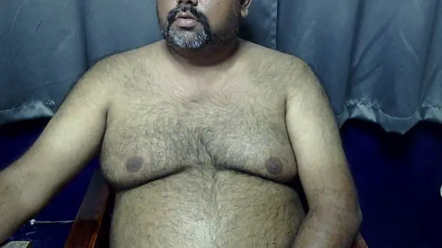 hairysubcub 70 online show from April 7, 2026, 7:42 am
