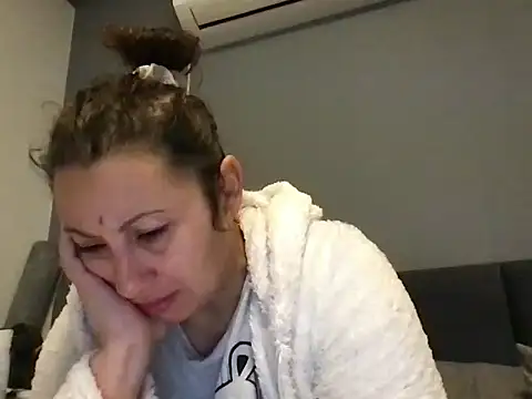 Snapshot of maryxex28 chatting on November 26, 2025, 5:08 am maryxex28 online show from November 26, 2025, 5:08 am