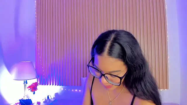 GenesisRuiz online show from February 21, 2025, 6:59 pm