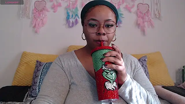 -khayaparker online show from December 21, 2024, 5:51 pm