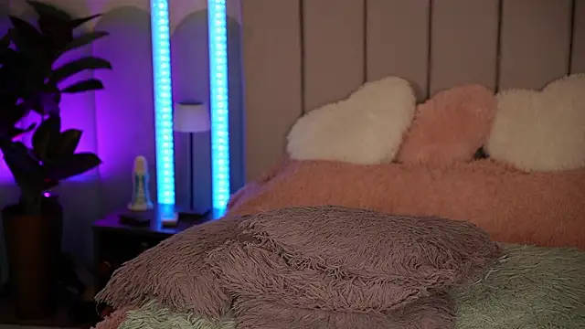 Snapshot of VickySecret96 chatting on February 5, 2026, 6:01 pm VickySecret96 online show from February 5, 2026, 6:01 pm