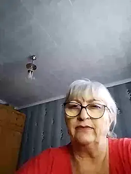 Snapshot of LolkaAlyss chatting on February 1, 2025, 11:54 am LolkaAlyss online show from February 1, 2025, 11:54 am