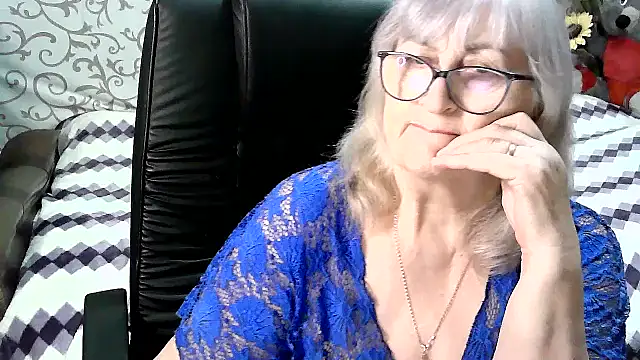 Snapshot of LolkaAlyss chatting on March 18, 2025, 2:36 am LolkaAlyss online show from March 18, 2025, 2:36 am