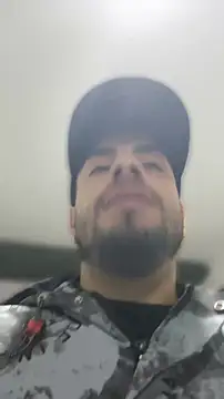Snapshot of dereck_fiore chatting on May 11, 2026, 4:37 pm dereck fiore online show from May 11, 2026, 4:37 pm