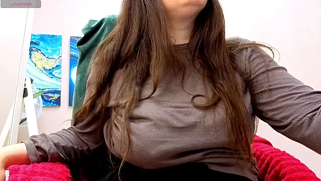 BattyMoll online show from November 5, 2025, 3:45 pm