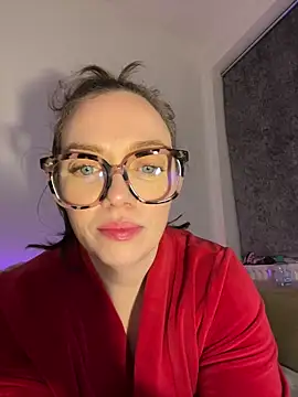 FemDom RubyKnightXXO online show from January 6, 2026, 4:21 pm