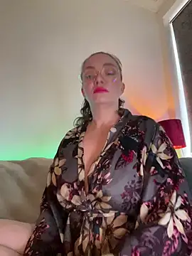 Snapshot of FemDom_RubyKnightXXO chatting on June 16, 2026, 6:21 pm FemDom RubyKnightXXO online show from June 16, 2026, 6:21 pm