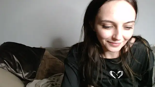 Katze22 online show from December 11, 2024, 3:15 pm