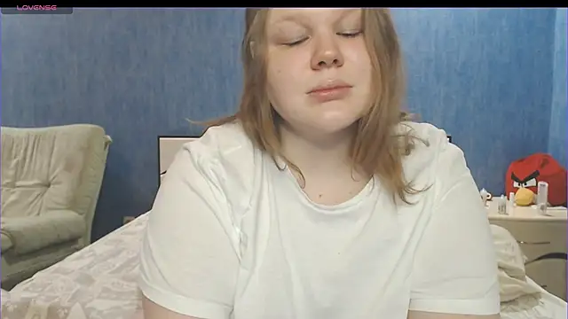 Touch me more please online show from January 9, 2025, 12:09 pm