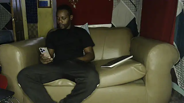 Snapshot of Tirichexxx chatting on January 3, 2025, 4:37 pm Tirichexxx online show from January 3, 2025, 4:37 pm