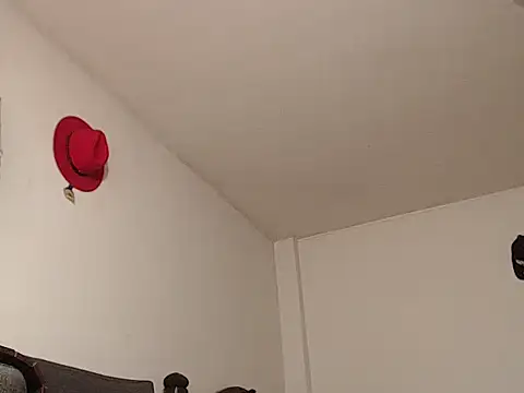 MARIANAWEED online show from September 29, 2025, 8:24 pm