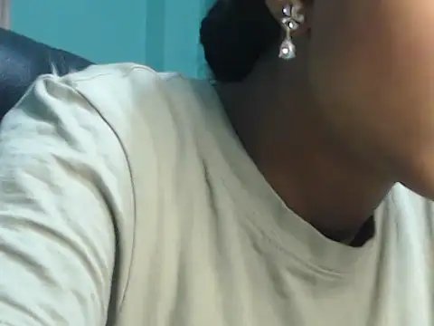 NancyRuvi online show from December 25, 2024, 4:32 pm