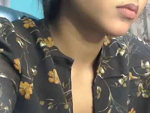 NancyRuvi online show from March 3, 2025, 2:37 pm