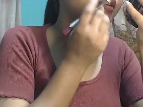 NancyRuvi online show from November 6, 2025, 3:24 pm