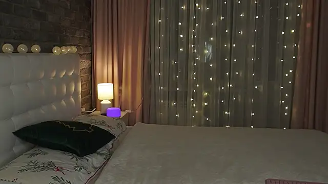 Snapshot of starrydoll chatting on December 12, 2024, 9:04 pm starrydoll online show from December 12, 2024, 9:04 pm