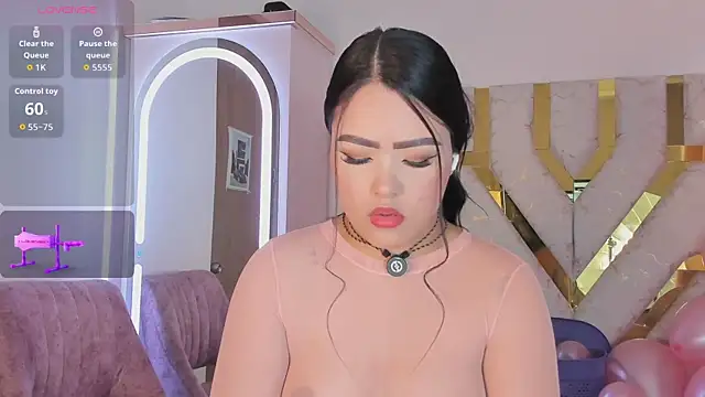 sophy champagne online show from January 15, 2026, 1:26 pm