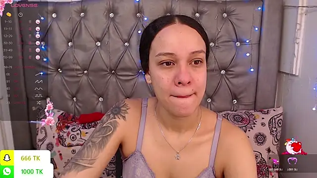 Snapshot of LAILAGUMMY chatting on June 11, 2026, 2:48 pm LAILAGUMMY online show from June 11, 2026, 2:48 pm