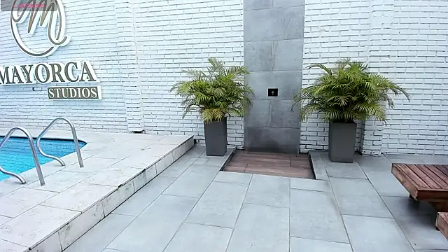 Maddysex  online show from April 11, 2026, 11:36 am