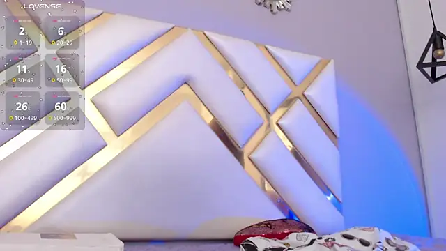 BeckyAnders online show from January 5, 2026, 5:27 pm